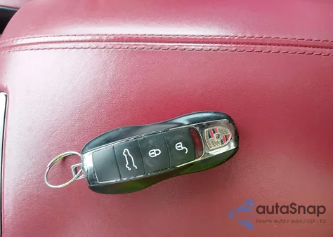 2016 Porsche Cayenne Gts z USA, uszkodzony, nr VIN WP1AD2A21GLA76645